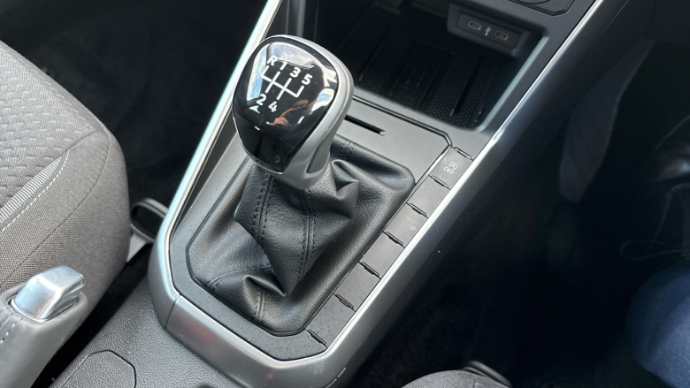 Volkswagen Polo 1.0 Life 5dr Petrol Hatchback